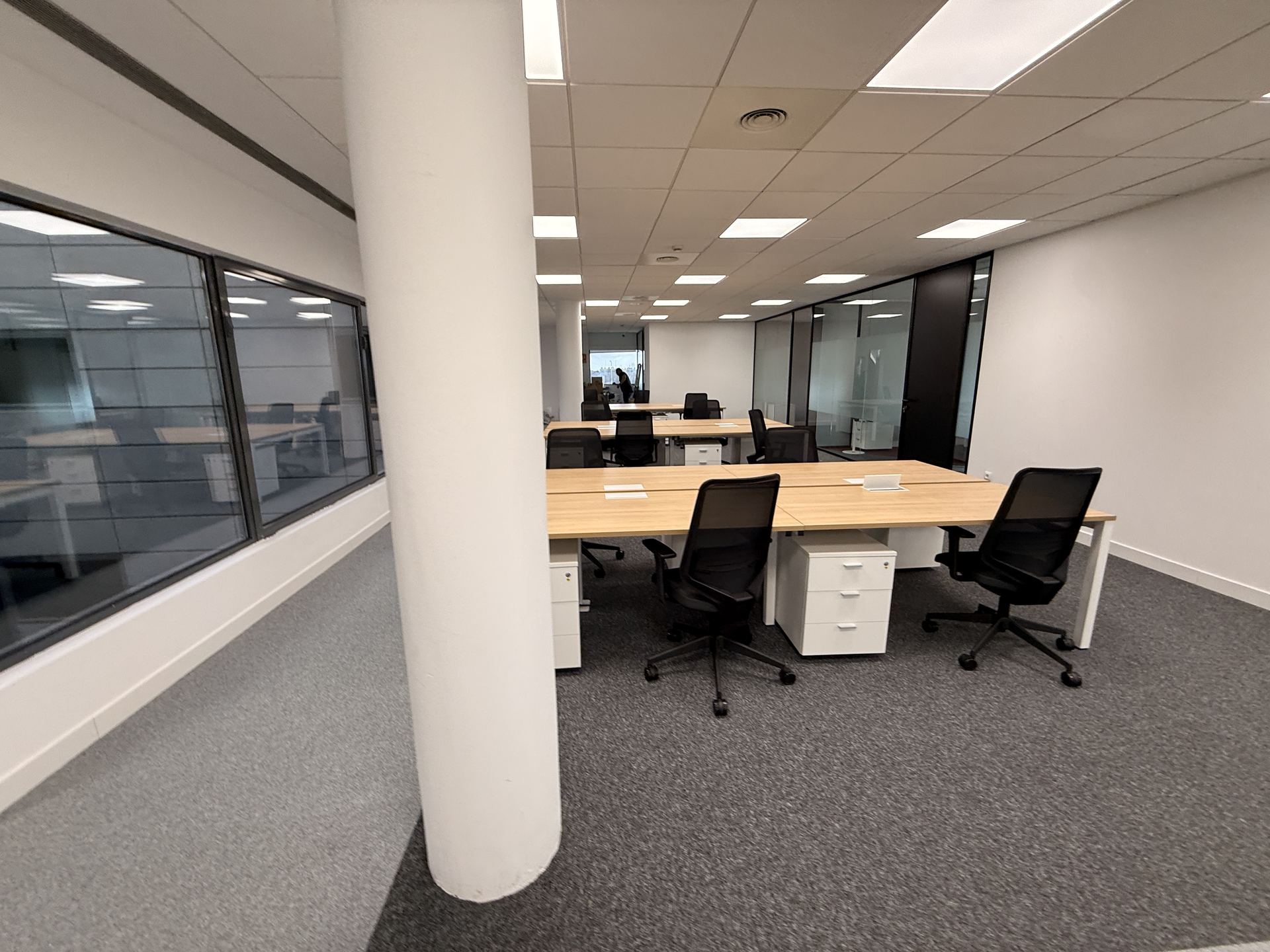 Oficina reformada por WorkflowSpaces Madrid